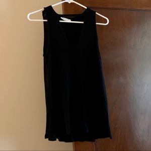 Black Cut-out Tanktop - Size Small